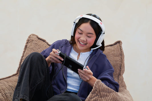 Turtle Beach Recon 70 wired gaming headset with flip-to-mute mic, 40mm speakers, adjustable fit, lightweight design for Nintendo Switch