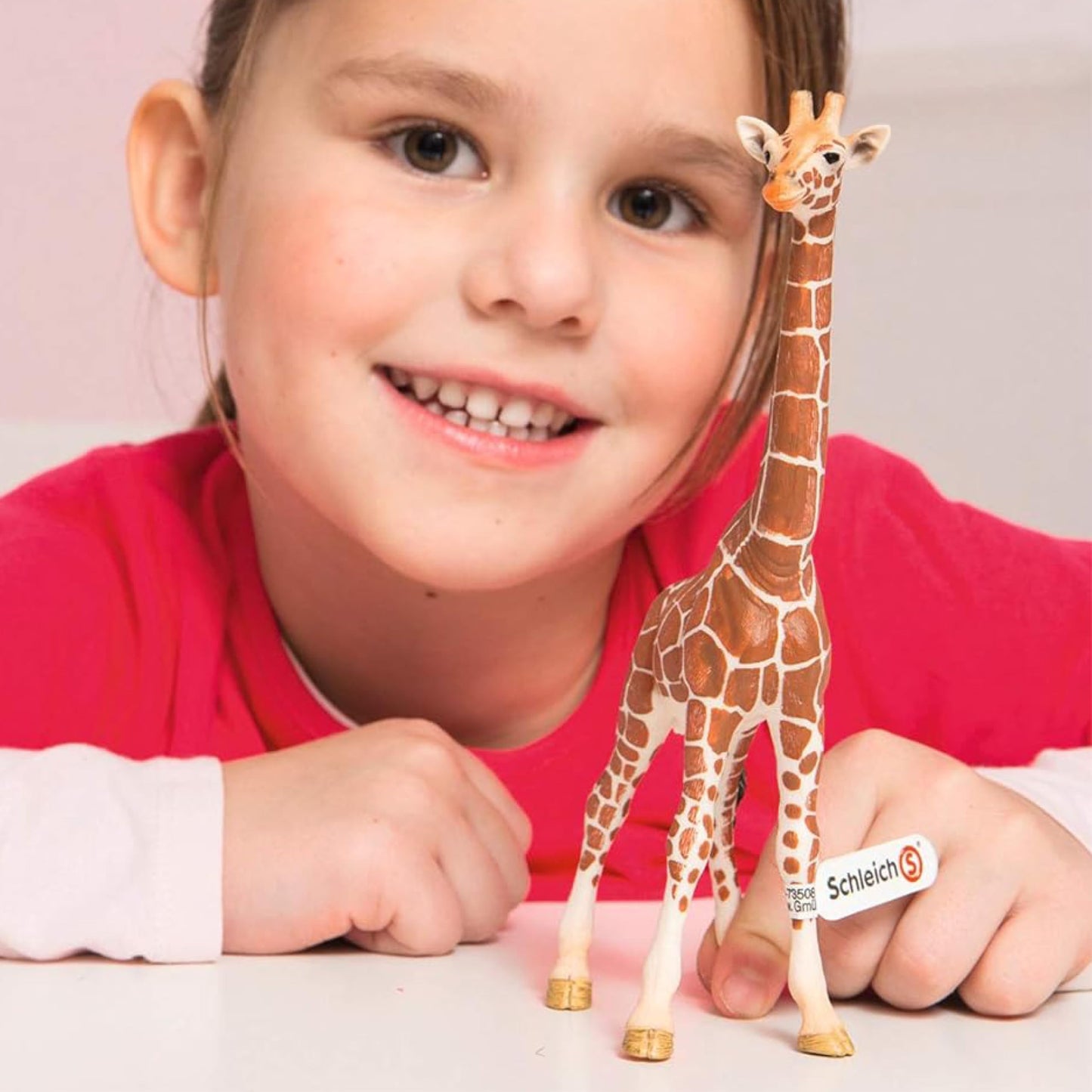 SCHLEICH Wild Life 14749 Male Giraffe Animal Figurine - Authentic Detailed Wild Male Giraffe Toy Education, Imagination, and Play - Highly Durable Animal Toys Gift for Boys, Girls, Kids Ages 3+