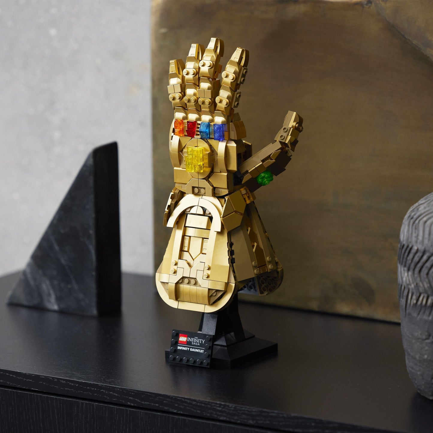 LEGO | Marvel Infinity Gauntlet Building Set for Adults - Avengers Model Kit incl. a Thanos Glove with Infinity Stones - Collectible Gift for Fans - 76191