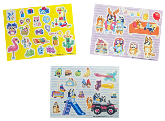 Bluey On-The-Go Felt Scene Set – Reusable Activity Scenes with Felt Playboard, 95 Characters & Props – Portable Travel Activity for Toddlers – Creative Play Set for Kids – Suitable for Ages 18 Months+