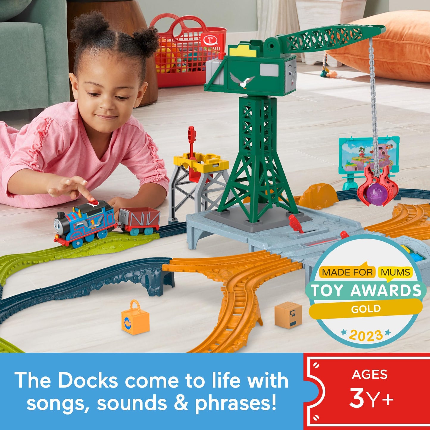 Thomas & Friends Motorized Train Set, Talking Cranky Delivery Set, Battery Powered Toy Train & Crane with Songs & Sounds, UK English Version, HRB37