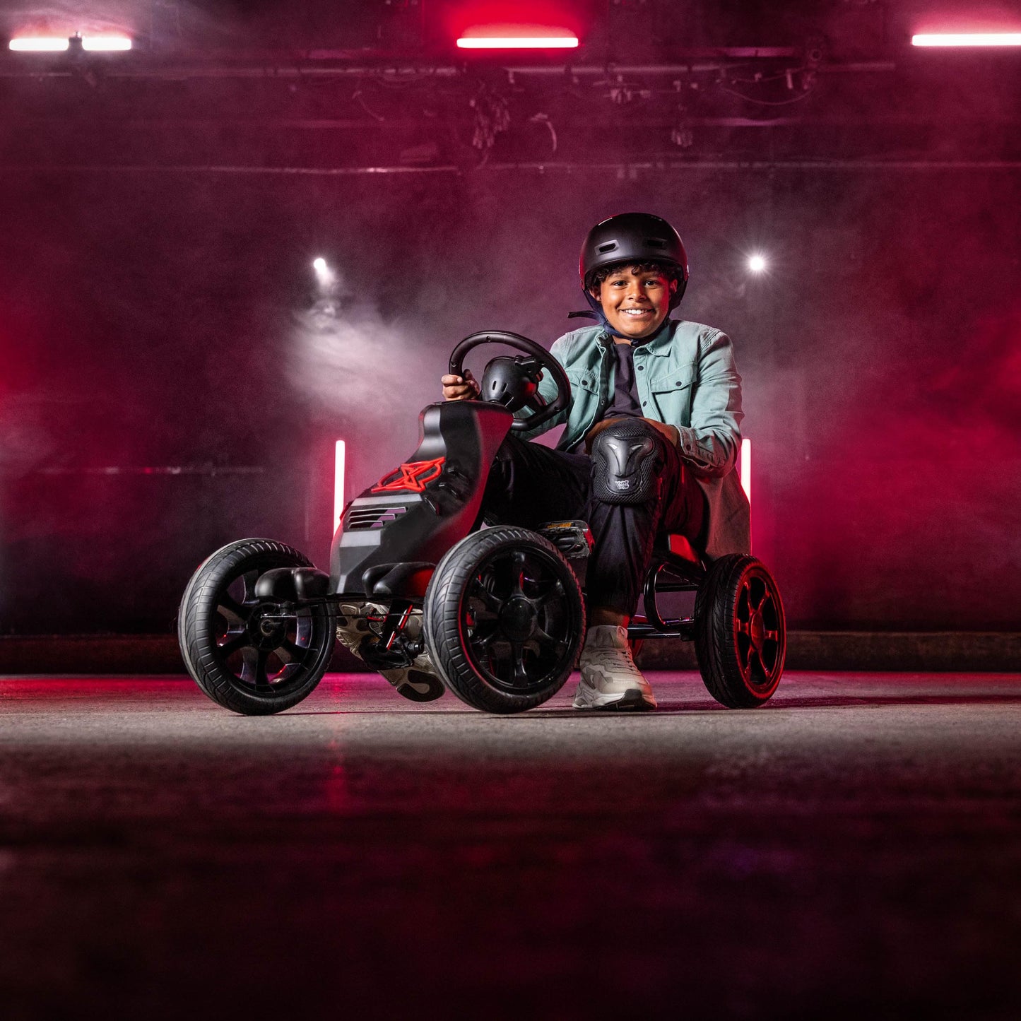 Xootz Venom Pedal Go Kart | Kids Ride-On Race Car with Gears, Handbrake and Adjustable Seat, Black & Red