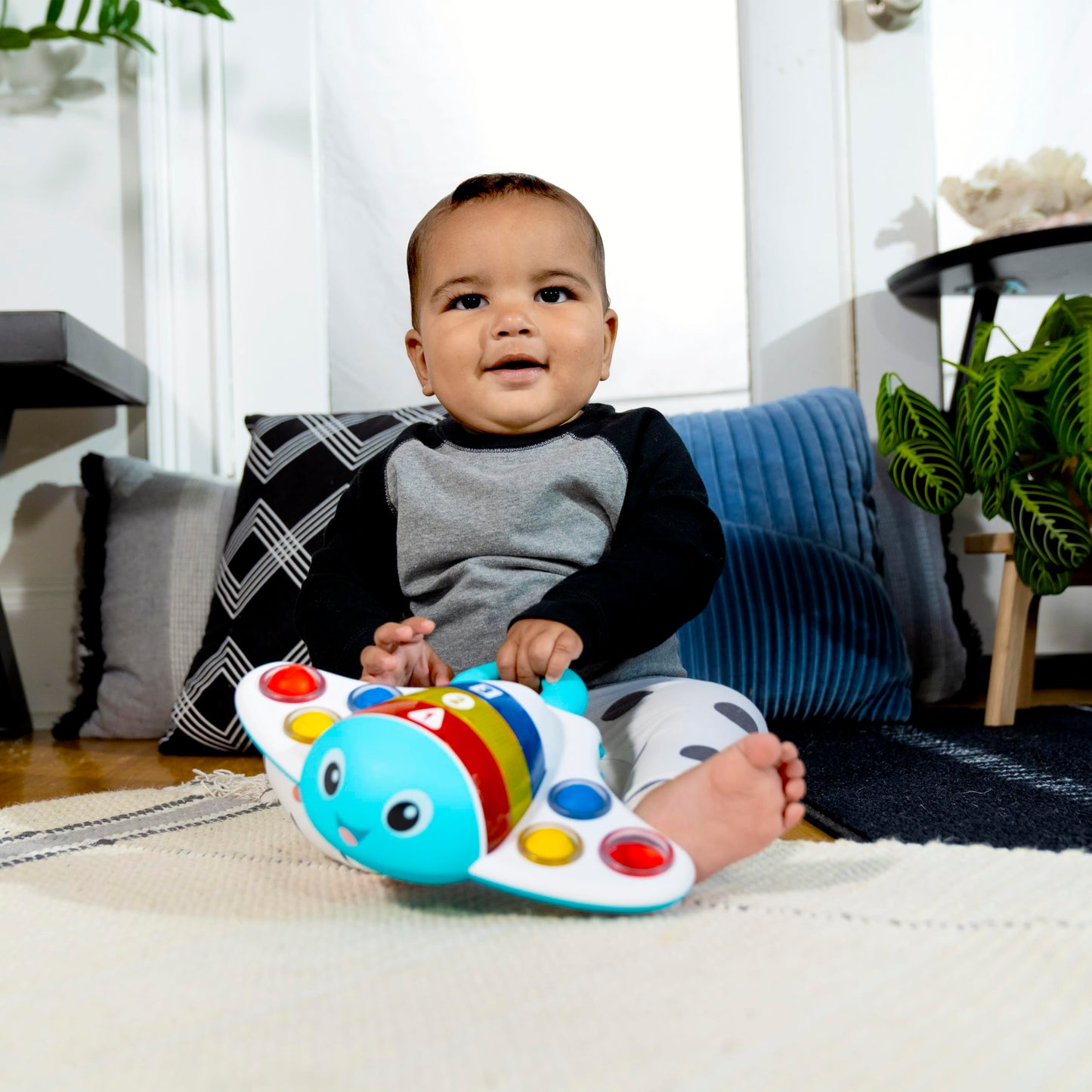 Baby Einstein Ocean Explorers Stingray Popper Toy for babies 6 months and up, colorful ocean-themed popper with fun sound features.