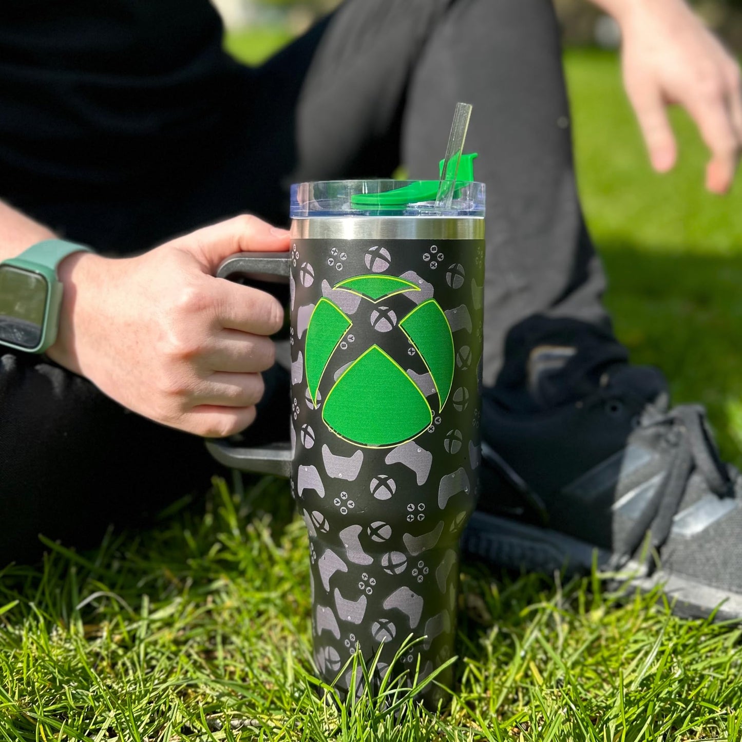 Xbox 1200ml Insulated Stainless Steel Travel Tumbler with Handle and Straw – Official Xbox Gaming Mug for Hot & Cold Drinks