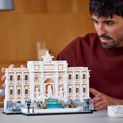 LEGO Architecture Trevi Fountain - Baroque Monument Model Kit with Palazzo Poli Facade & Minifigure Sculptures - Home or Office Decor DIY Set for Adults - Gift for History-Loving Men & Women - 21062
