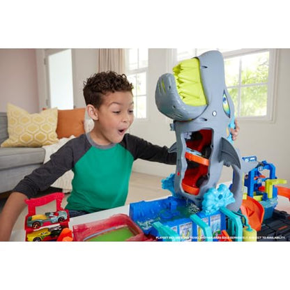 Hot Wheels Let's Race City Toy Car Track Set with Ultra Shark Car Wash and color-changing 1:64 scale toy car.