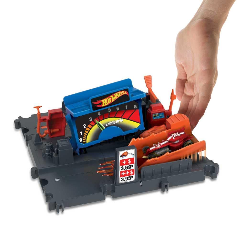Hot Wheels City Toy Place Favourite Places Petrol Box Including 1 Vehicle for Children from 4 Years