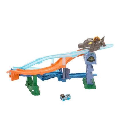 Hot Wheels Toy Car Track Set, RacerVerse Jurassic World Crash & Splash Playset with Die-Cast Velociraptor Vehicle, Dinosaur Race with Spinosaurus, JFP32