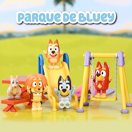 Bluey - Playset, Playset with 5 Series Character Figures and Park Accessories, Swing, Slide, Rocker and Picnic Table, Boys and Girls + 3 Years, Famous (BLY51000)