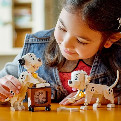 LEGO ǀ Disney Lucky & Penny 101 Dalmatians Puppies Toy - Play & Display Animal Figures with Movable Heads, Legs & Tails - incl. a Bone and TV - Gift for 6+ Year Old Girls 43271