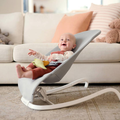Munchkin 2-in-1 Spring Baby Bouncer Rocker - Gentle Swing from Birth to 9kg (20lb). Rocker with 3 Recline Positions, Lightweight Bouncer Chair, Folds Flat for Easy Storage & Travel, Grey