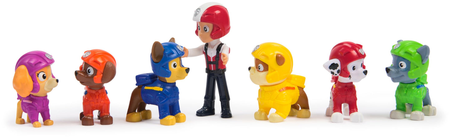 Paw Patrol: Air Rescue Toy Figures Gift Pack, with 7 Collectible Action Figures, Kids’ Toys for Boys & Girls Aged 3 and up