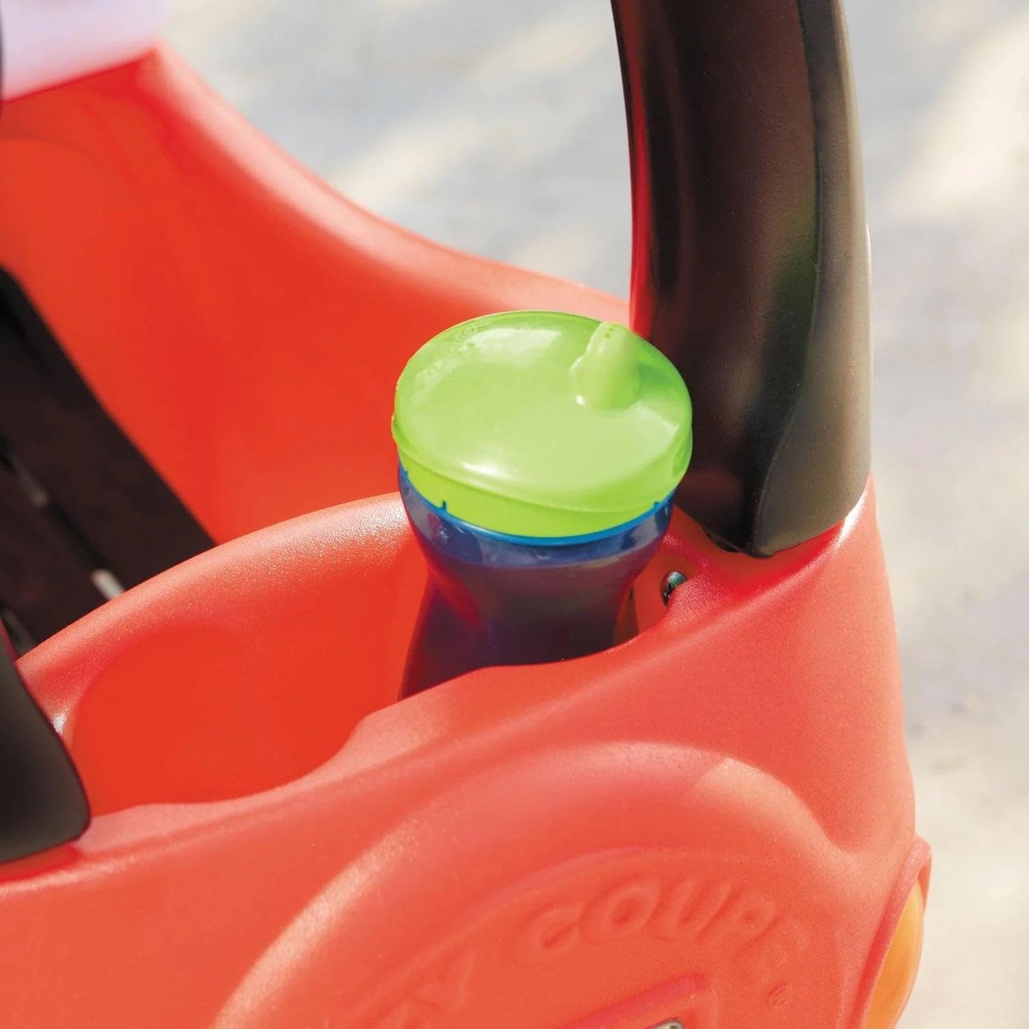 little tikes Ladybug Cozy Coupe Car - Ride-On with Real Working Horn, Clicking Ignition Switch, & Fuel Cap