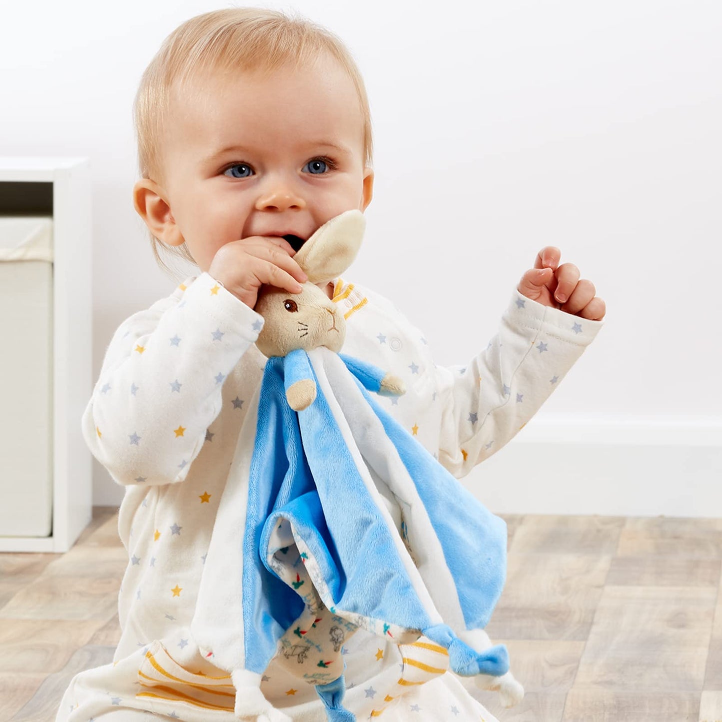 Official Peter Rabbit Comfort Blanket - Beatrix Potter Soft Toy for Babies and Toddlers