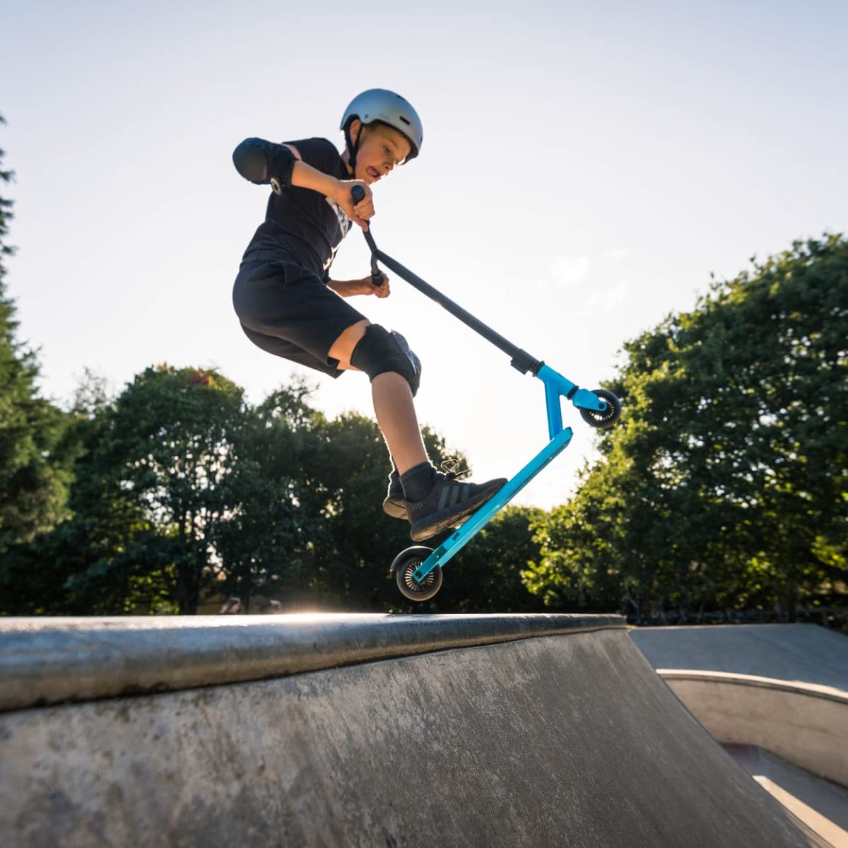 Osprey Stunt Scooter | for Boys Girls Kids and Adults, Kick T-Bar Street Pro 360 Spin Scooter with ABEC 5 Bearings and Ergonomic Handlebars, Multiple Colours, Blue