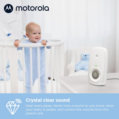 Motorola Nursery AM21/MBP21 digital baby monitor with white design, high sensitivity microphone, and 300-meter range.