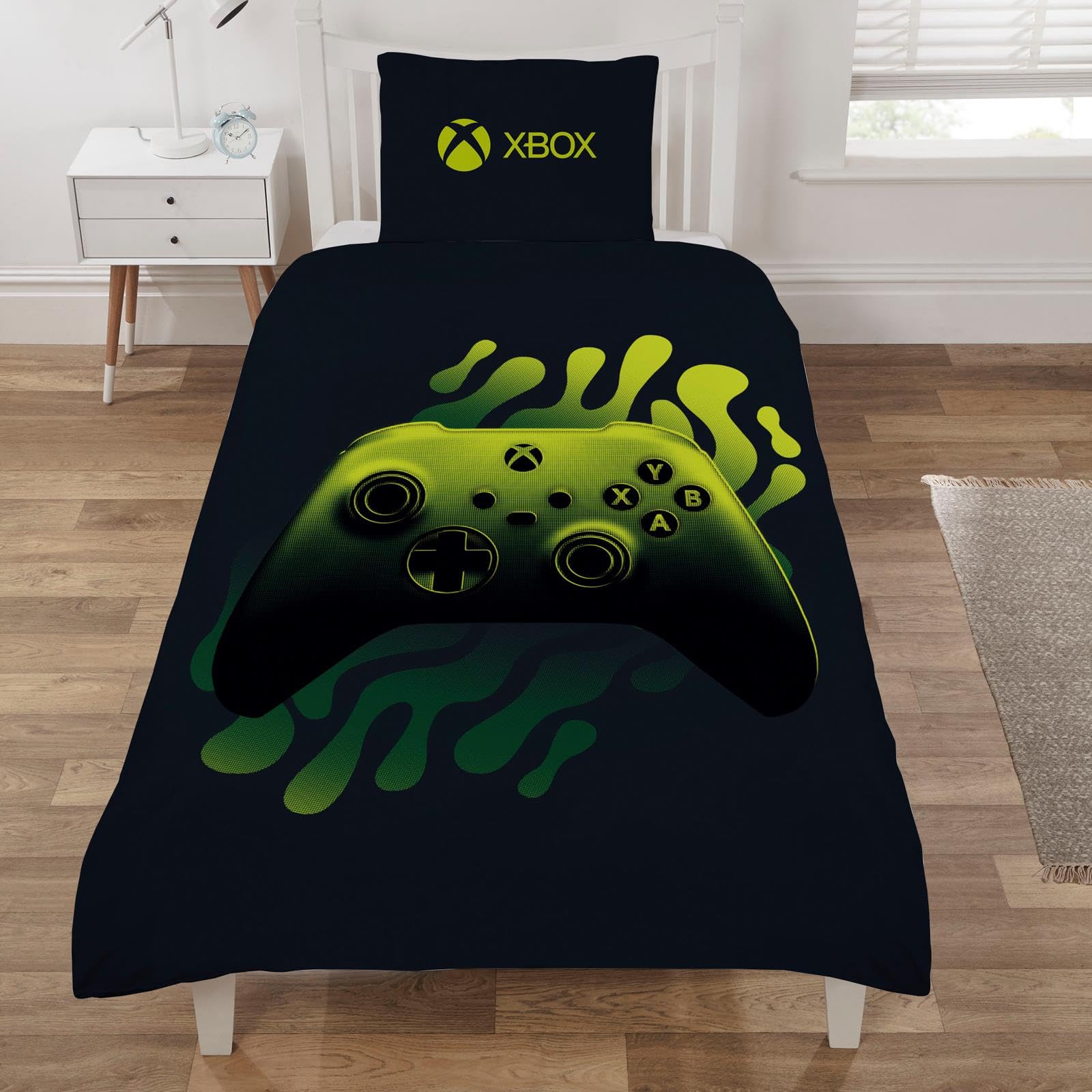Xbox green and black single duvet cover set with pillowcase, soft polycotton, reversible design, ideal for boys' bedroom bedding.