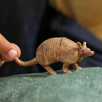 SCHLEICH 14874 Armadillo, from 3 years WILD LIFE - Figurine, 2 x 8 x 3 cm