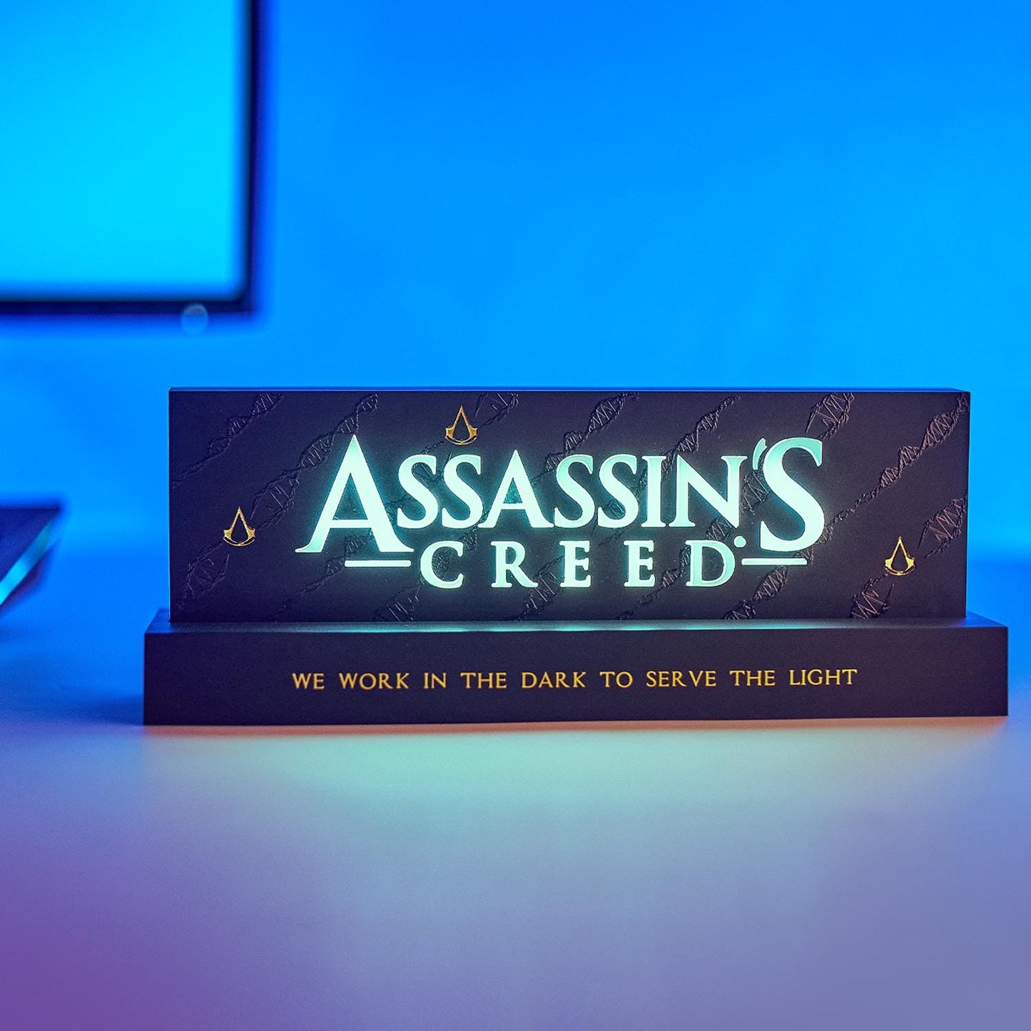 Neamedia Assassin's Creed logo LED lamp, officially licensed, ideal for living room or office, compatible with gaming consoles and PC.