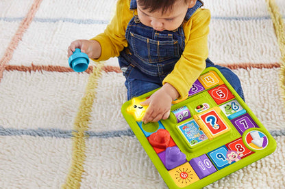 Fisher-Price Pretend Board Game Baby Toy with Lights and Smart Stages Learning Content, Laugh and Learn Puppy’s Game Activity Board, UK English Version, HRB76