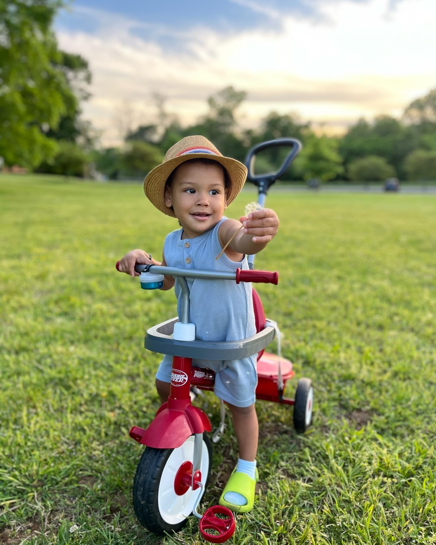 Radio Flyer 3-in-1 Stroll 'N Trike, Red Toddler Trike For 1.5-5 Years Old