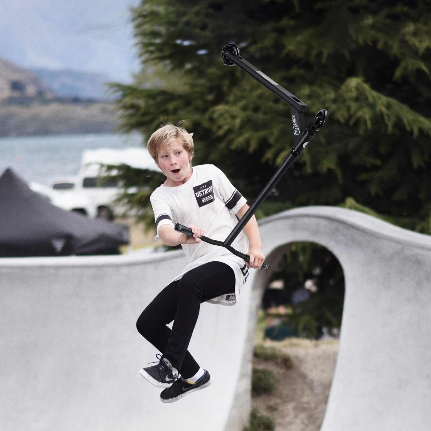 FREEDARE Pro Stunt Scooter Complete Trick Scooter for Kids 8 Years and Up, Teens, Adults, Boys and Girls, Freestyle Street for Intermediate and Beginner Skate Park (Black)