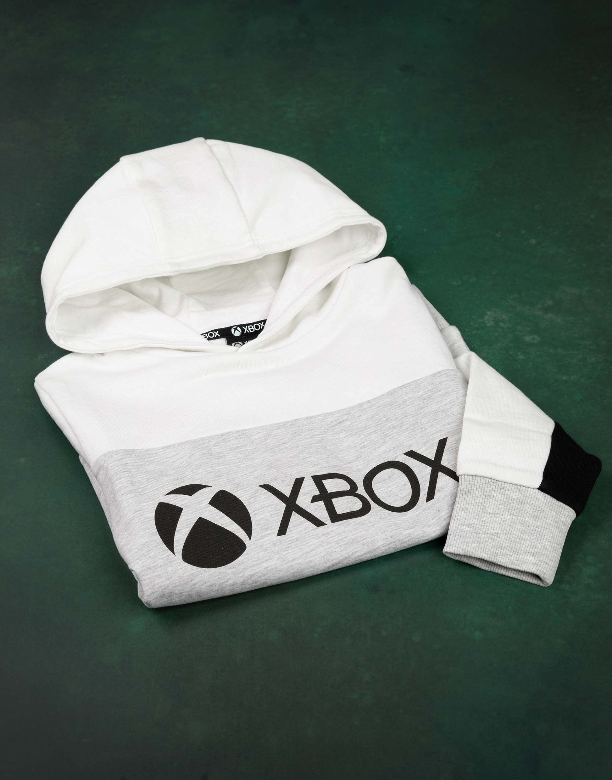 Kids Xbox hoodie in white and grey with game console logo, hooded sweatshirt for boys and girls aged 14-15 years.