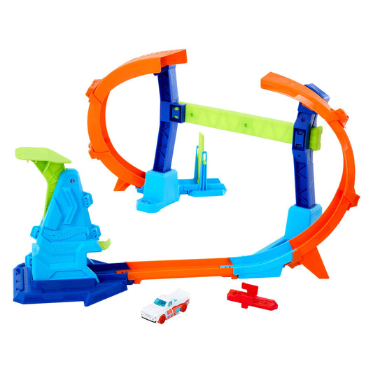 Hot Wheels Toy Car Track Set, Flip & Jump Through the Corkscrew Loop with a 1:64 Scale Toy Car, Speed Snap Track & Adapters, Compresses for Storage, JFH36