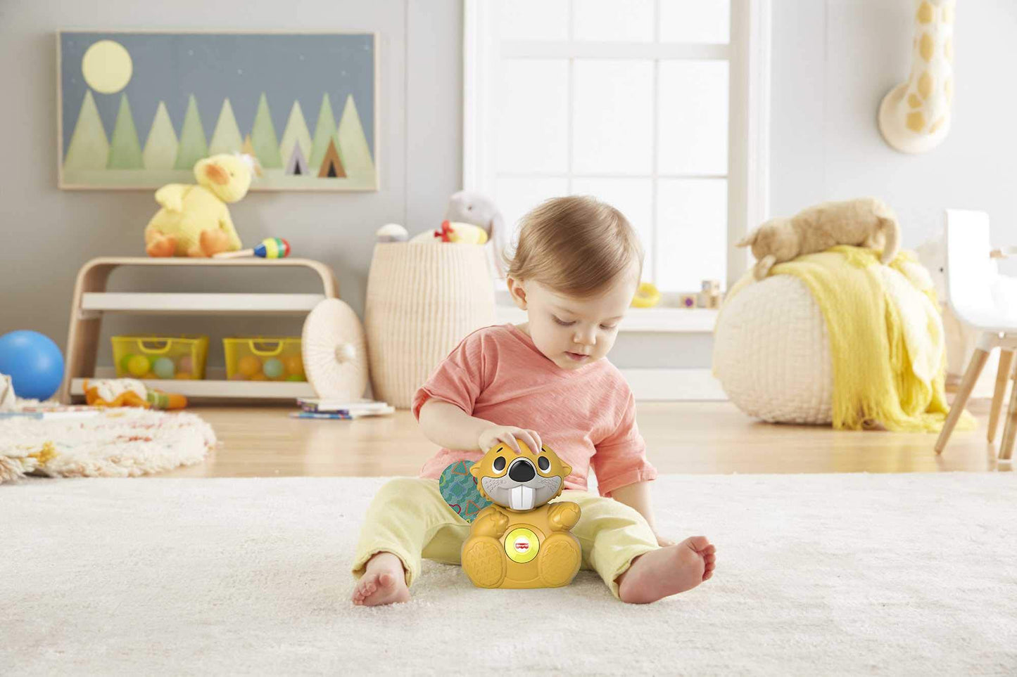 Fisher-Price Linkimals Boppin’ Beaver - UK English Edition, Light-up Musical Activity Toy for Baby, GXD79