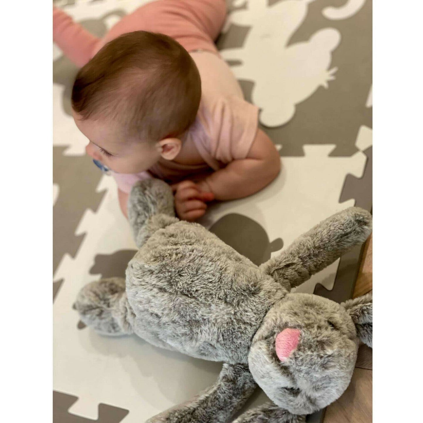 The Magic Toy Shop Grey Plush Rabbit Bunny Teddy 25cm - Super Soft Cuddly Toy - Seated Stuffed Animal, Suitable from Birth - Great Gift for Kids & Adults for All Occasions