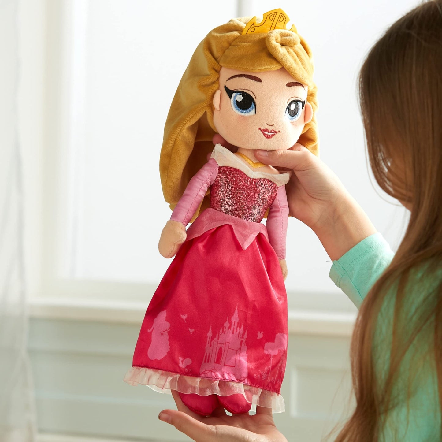 Disney Store Official Aurora Soft Toy Doll, Sleeping Beauty, 37cm/14”, Plush Cuddly Plush with Embroidered Details, the Princess Dressed in Signature Outfit with Shimmery Bodice, Suitable for Ages 0+