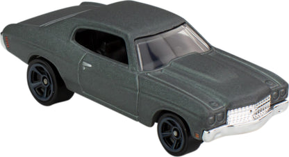 Hot Wheels Fast and FURIOUS Box of 5 Models Car Dodge Charger Toyota Supra Mustang Aston Martin - Scale 1:64 - HND08