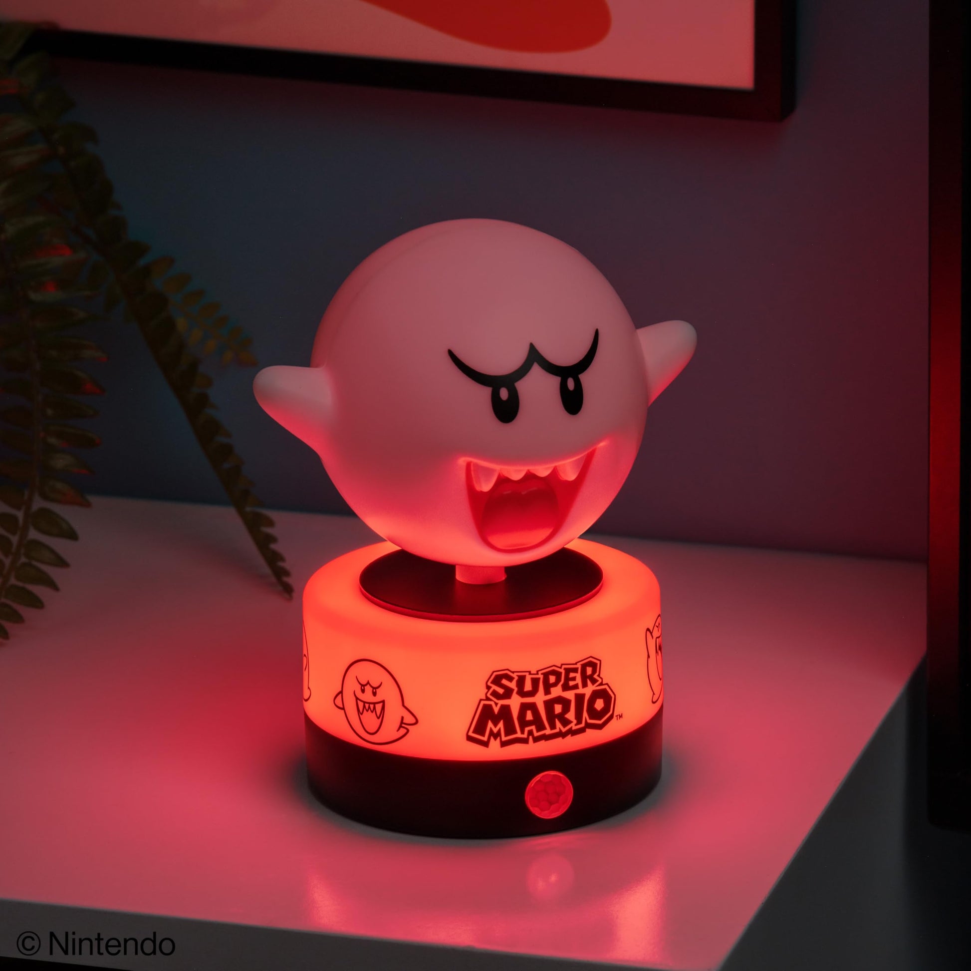 Paladone Super Mario Boo motion sensor night light with LED lamp and security alarm, designed for kids' bedrooms and teens.