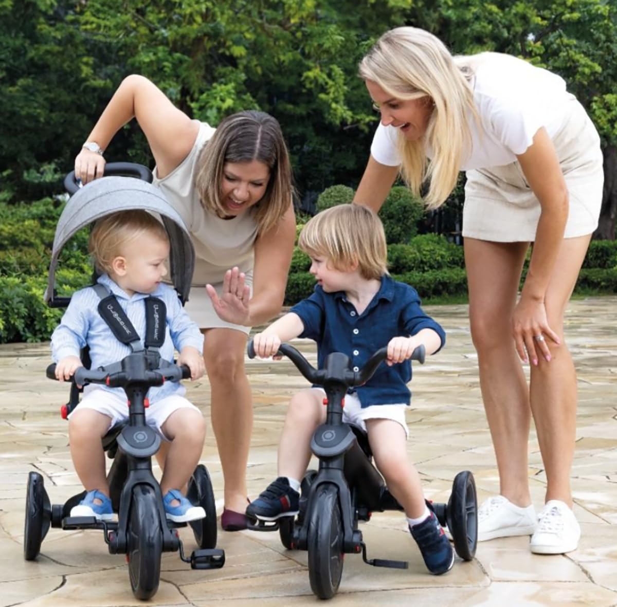 Globber Baby’s Explorer Trike, Premium 4 in 1 Trike System (10mnths-5yrs) with 5 Point Safety Harness, Removable Bar and Adjustable Padded Seat, Sun Canopy, EVA Comfort Wheels, Adaptable Parent Handle