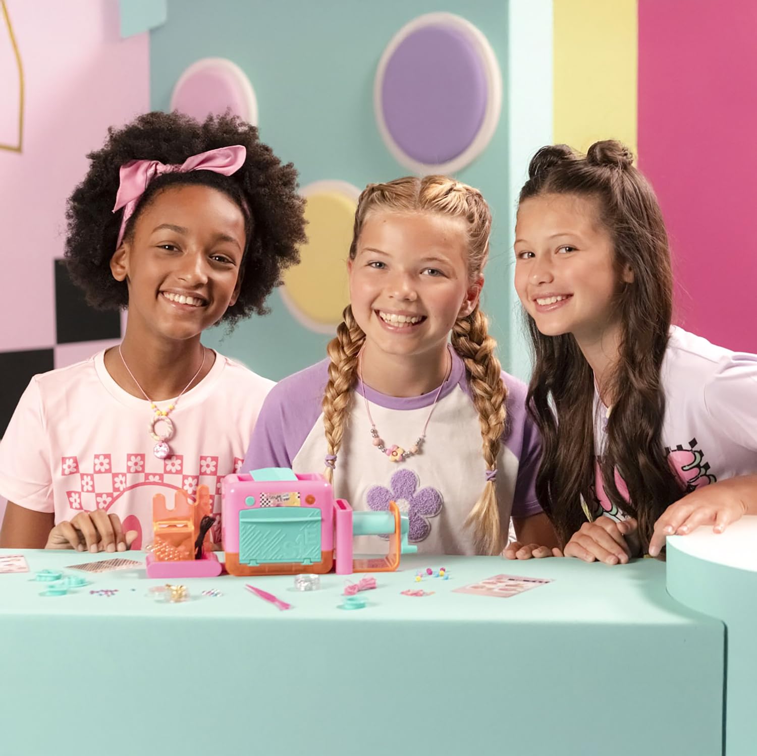 Canal Toys Style 4 Ever Magic Clay Jewellery Factory kit showing colorful clay rings, bracelets, and charms with making accessories.