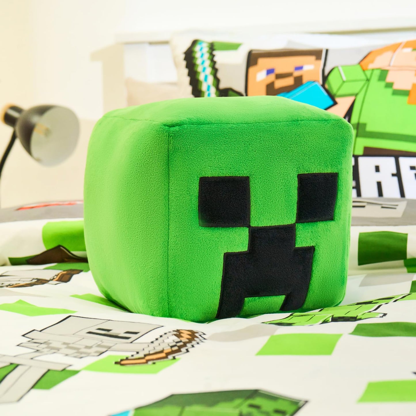 OHS Minecraft Creeper Head Plush Pillow Soft Stuffed Toy Kids Teenagers Back Support Cushion for Sofa Bedroom Accessories Decorative Throw Pillow Gifts for Gamers, Green - 20cm