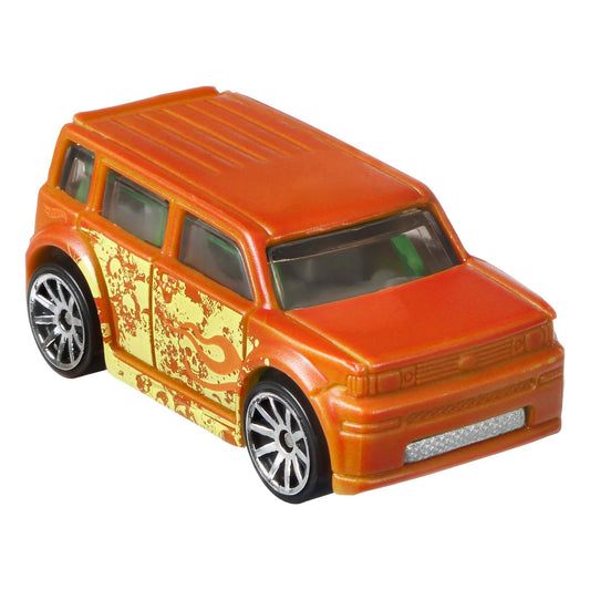 Hot Wheels Toy Car (Assorted Styles, One Random Item), 1:64 Scale Color Shifters Vehicle with Repeat Color Change in Icy Cold or Very Warm Water, BHR15