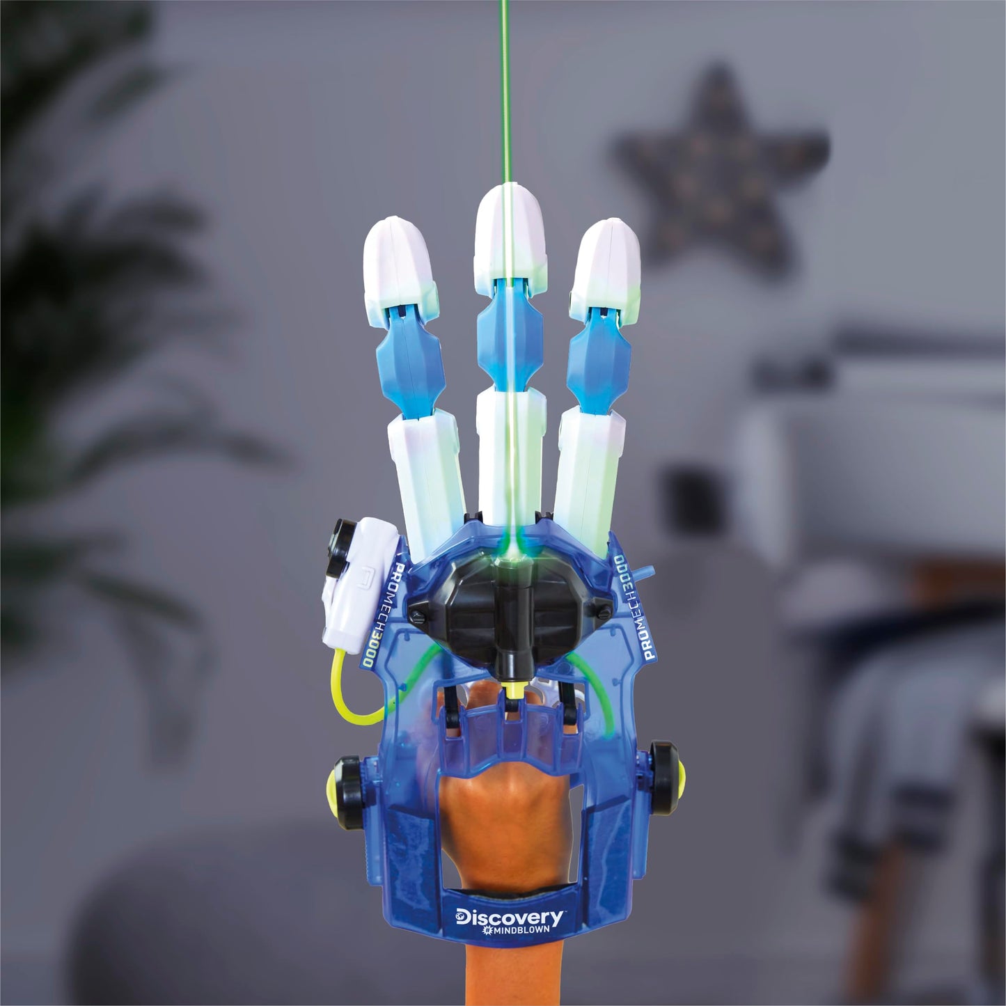 DISCOVERY #MINDBLOWN DIY Bionic Hand robotics kit with 87 pieces, including hydraulic components for building a robot hand for kids and teens.