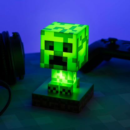 Minecraft Creeper Light, 3D Lamp - Officially Licensed Night Light - 12 cm Tall, Battery Powered, Gaming Room and Bedroom Decor for Minecraft Gamers | Paladone, Green