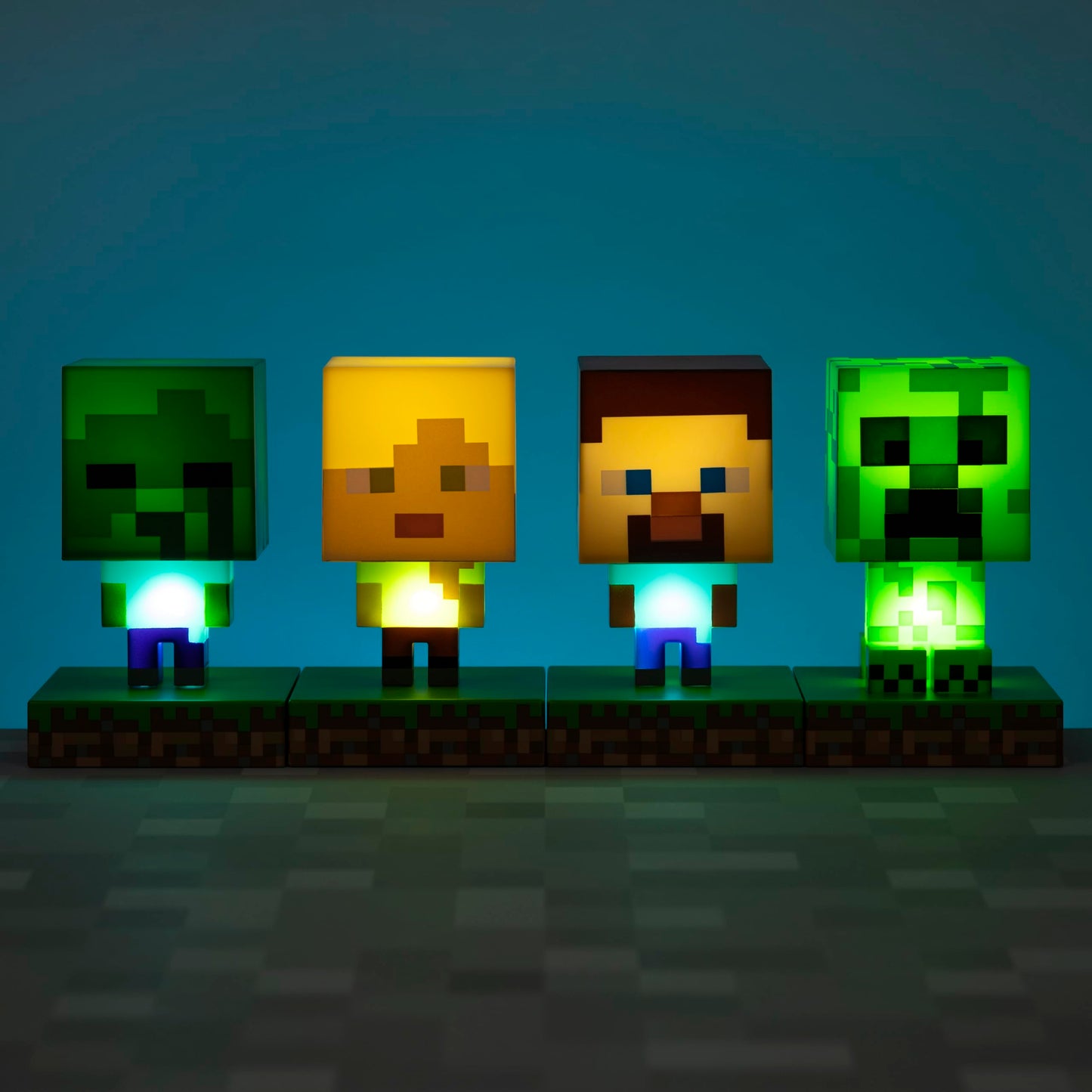 Minecraft Creeper Light, 3D Lamp - Officially Licensed Night Light - 12 cm Tall, Battery Powered, Gaming Room and Bedroom Decor for Minecraft Gamers | Paladone, Green