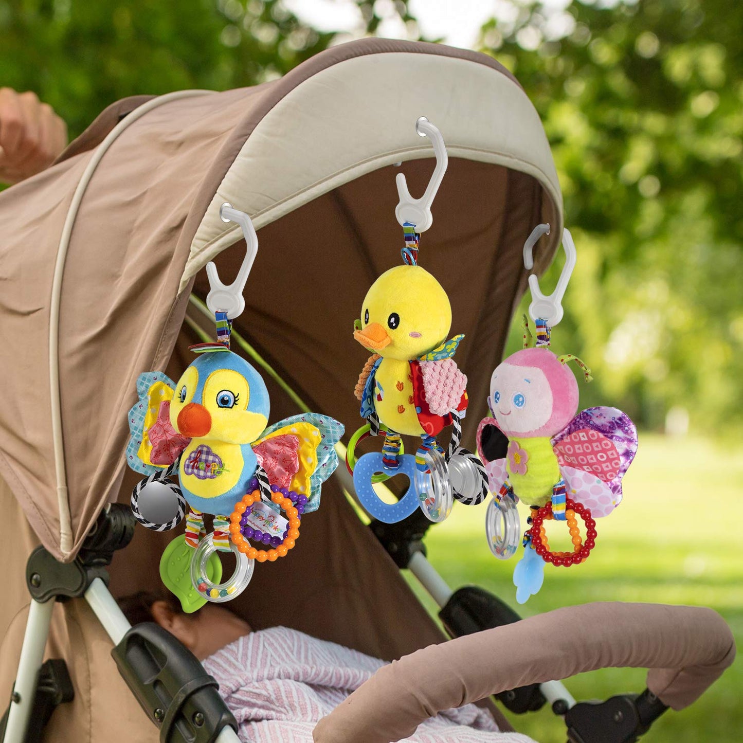Funsland Pram Toys for Babies 0-6 Months, Clip On Car Seat Stroller Toys with Hanging Rattle, Newborn Sensory Toys for Baby Girls and Boys, Crib Travel Activity Plush Toys for Toddler 6-12 Months