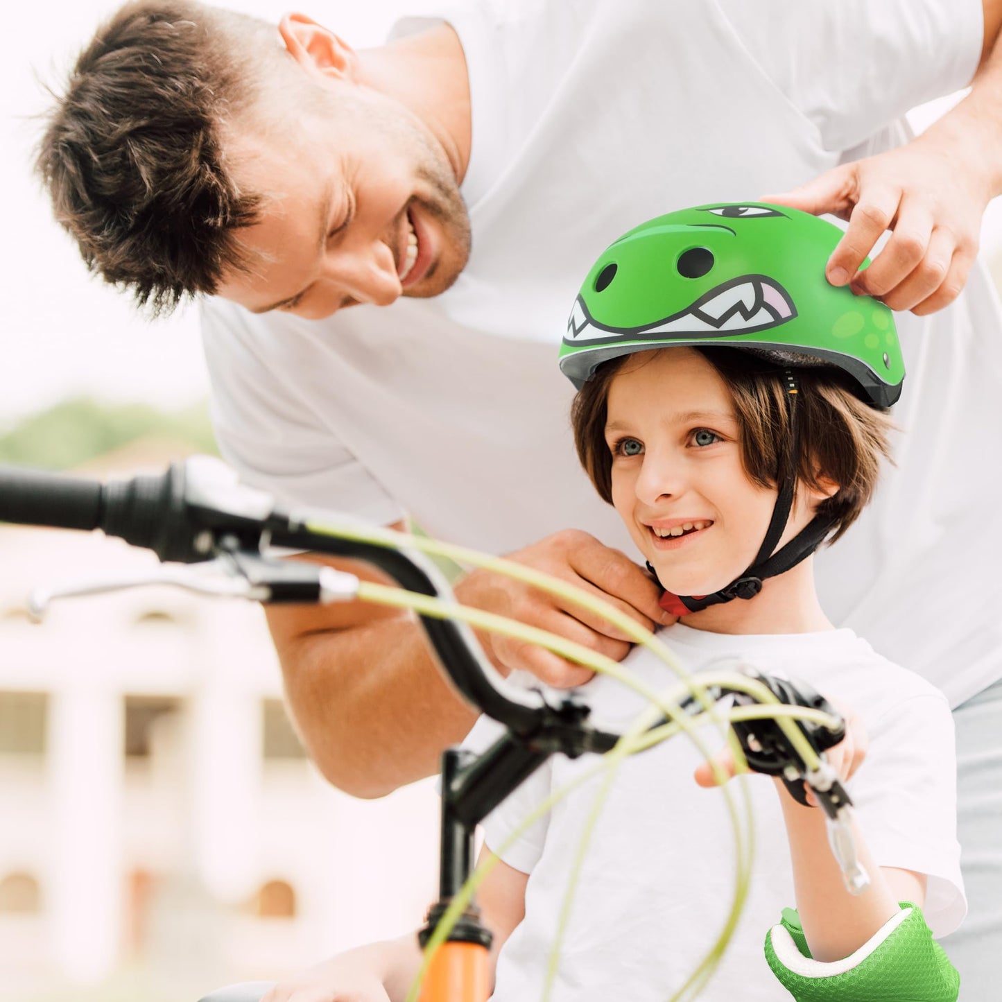 KAYMAN Kids Bike Helmet age 3 to 12, Adjustable Safety Gear for Boys and Girls, Suited to Scooter, Cycling, Skateboard & Roller Skating - Protection for Boys & Girls