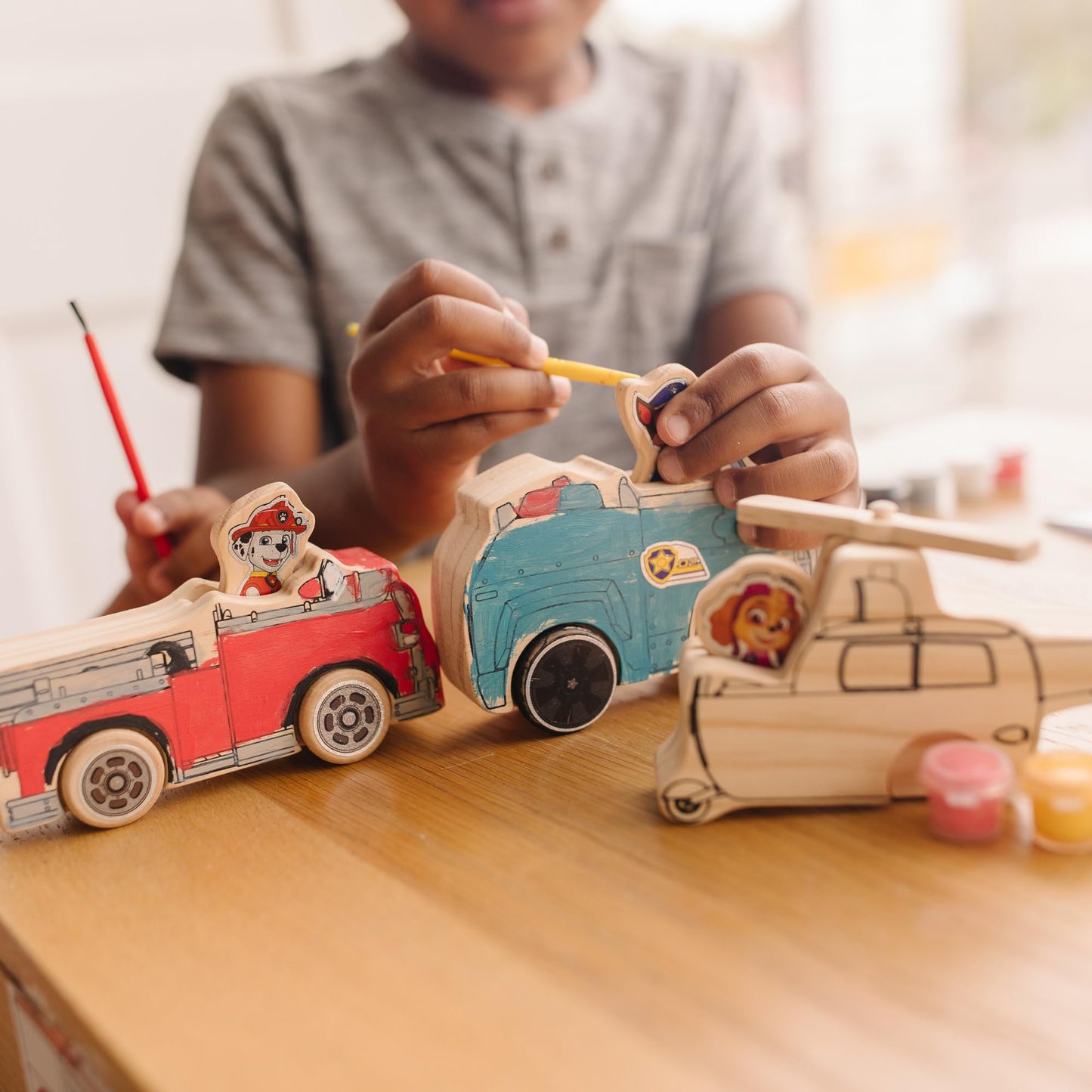 Melissa & Doug PAW Patrol Wooden Vehicles Craft Kit – 3 Decorate Your Own Vehicles with Paint & Stickers – Includes Chase, Marshall & Skye Play Figures – Creative Toy for Kids Age 4+