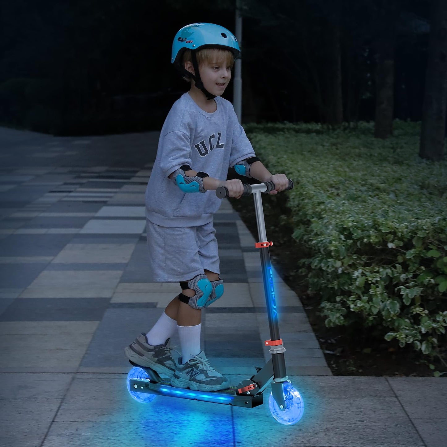 Scooter for Kids Ages 5-12 TONBUX Folding 2 Wheel Kids Scooter with Light Up Wheels & Stem & Deck, 3 Adjustable Height Handle, Lightweight Portable Kick Scooters for Girls Boys Toddler, up to 50kg