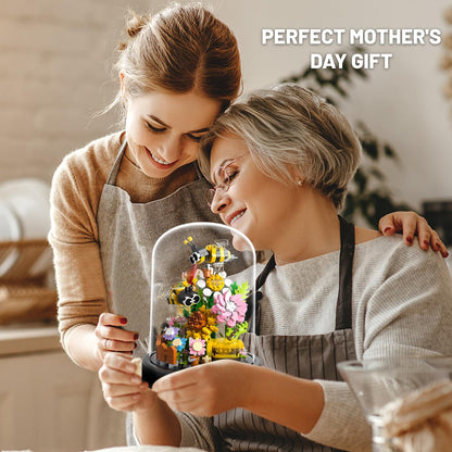 Highdar Honey & Flower Bouquet Building Set with micro bricks, showcasing colorful insect and flower designs.