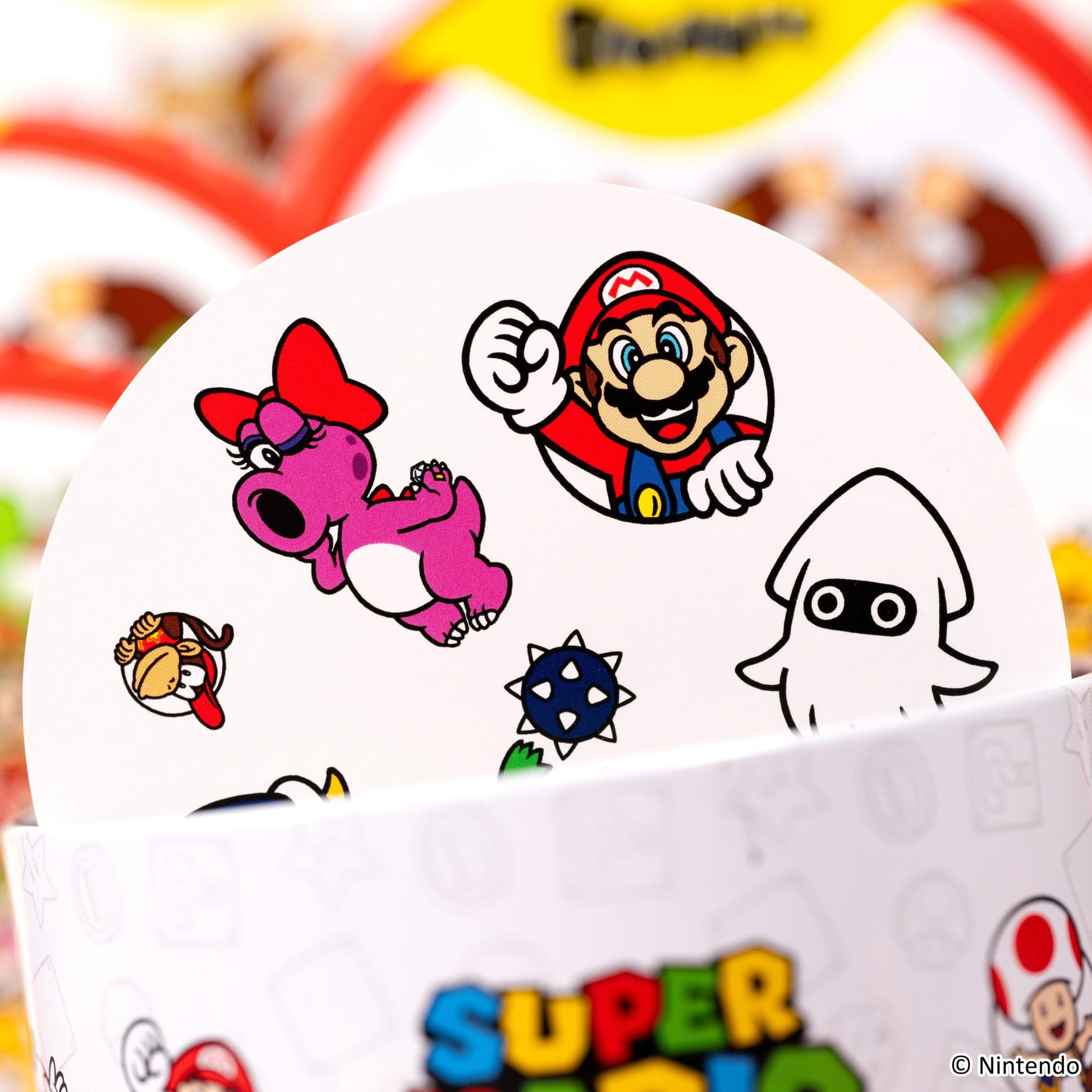 Asmodee Dobble Super Mario family card game with colorful Mario-themed cards for ages 6+, suitable for 2-8 players