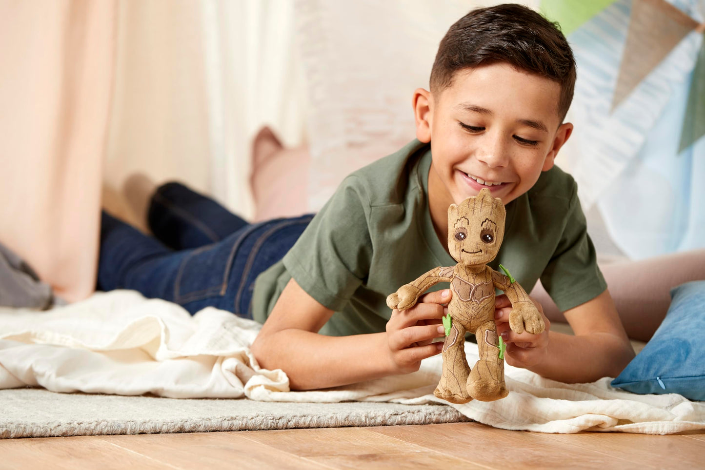 Disney Store Official Groot Mini Bean Bag Plush, Guardians of The Galaxy, 23cm, Small Cuddly Soft Toy Figure, Suitable for Ages 0+
