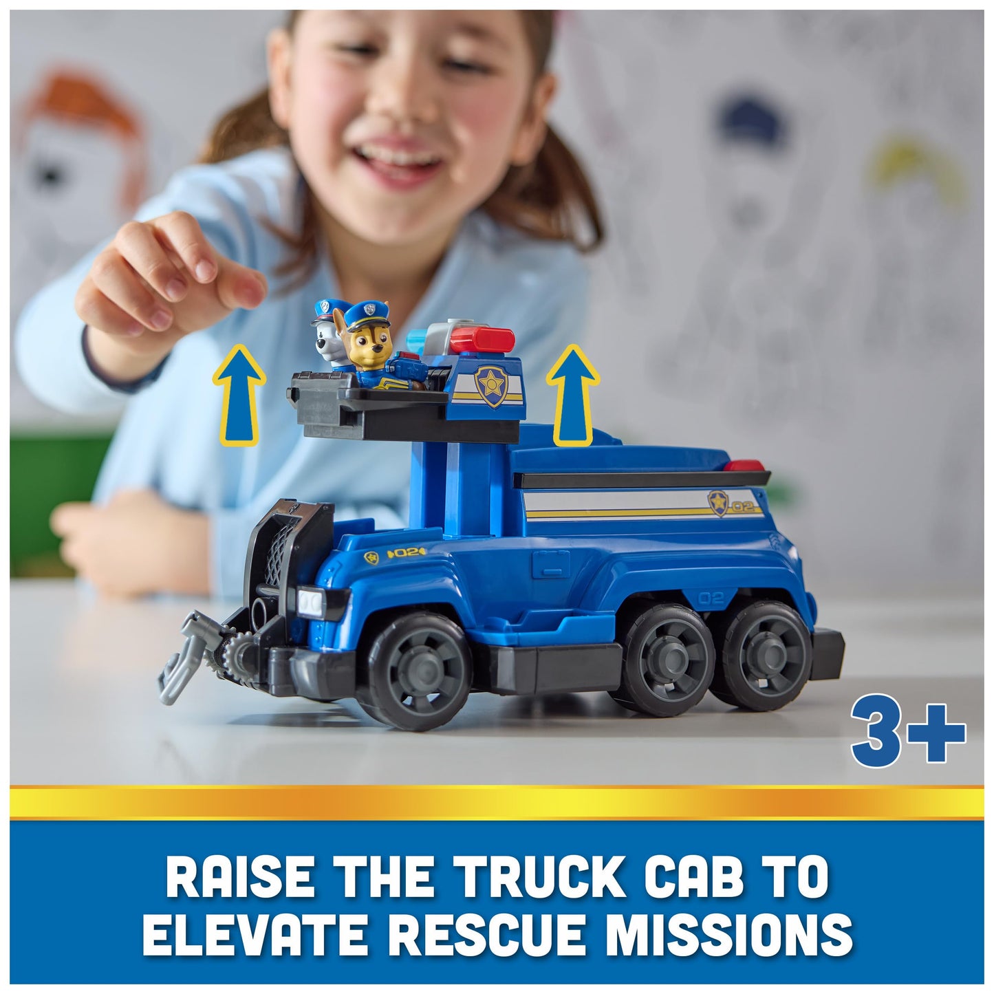 Paw Patrol Team Cruiser, Large Scale Vehicle with Exclusive Chase, Marshall, Skye, Rubble, Rocky & Zuma Action Figures, Toys for Boys & Girls Ages 3+