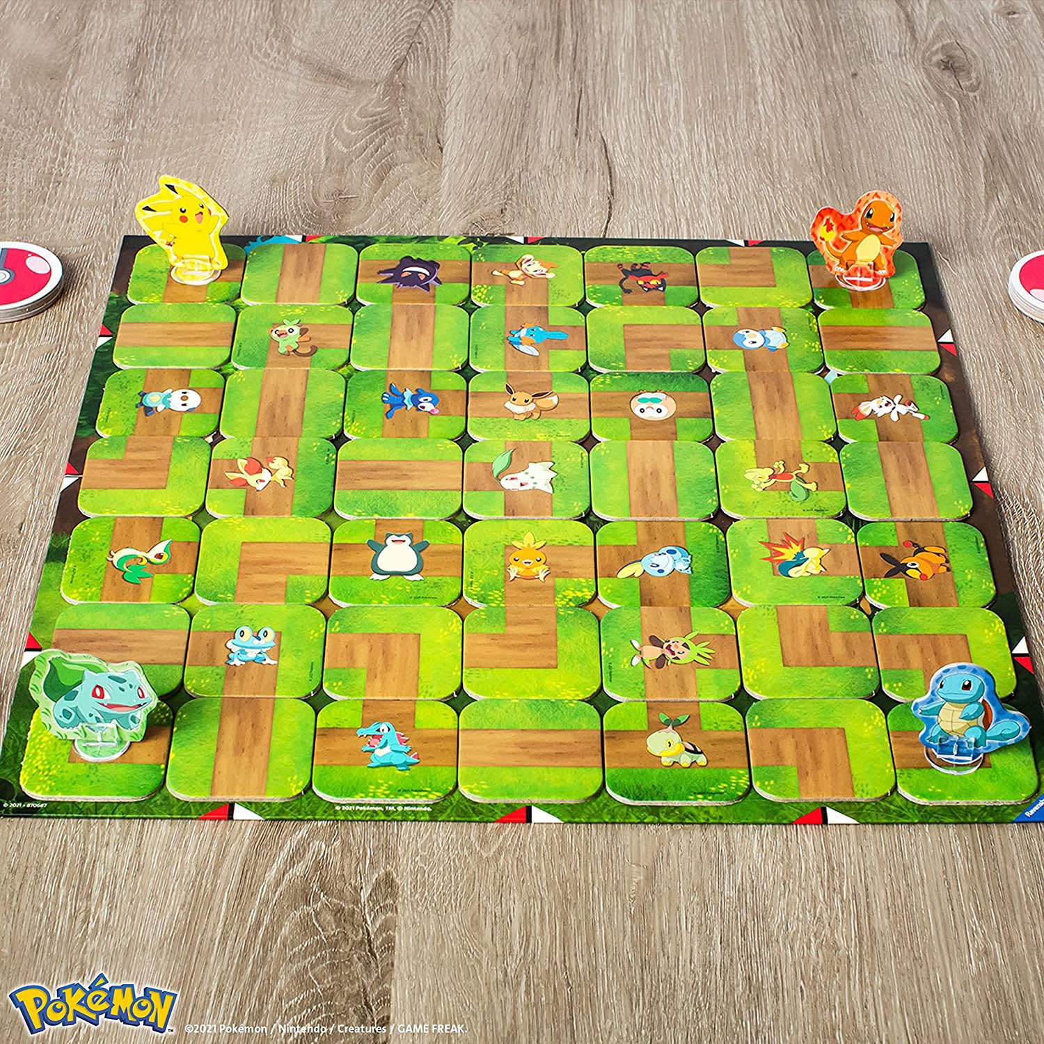 Ravensburger Pokemon Labyrinth board game featuring a colorful maze design, suitable for 2 to 4 players, ages 7 and up.