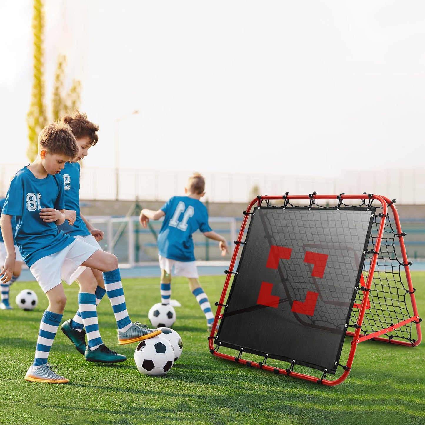 Double-Sided Football Rebounder Net, Adjustable Goal in 5 Levels, Rebound Net with Goal Kickback Target for Kids Soccer Training, Portable Football Goals for Garden Outdoor, 100 x 100 cm Red
